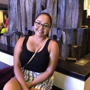 Meet your Posher, Melissa